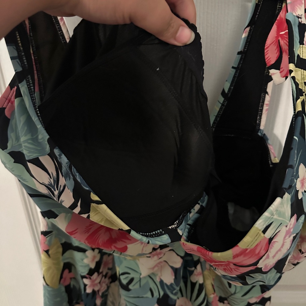 Floral Tankini Top - Picture 3 of 4